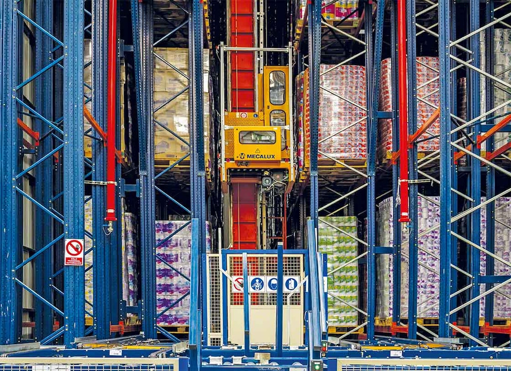 Het beheer van apparatuur voor goederenafhandeling is één van de belangrijkste aspecten van magazijn logistiek Het beheer van apparatuur voor goederenafhandeling is één van de belangrijkste aspecten van magazijn logistiek