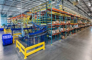 Chaotische opslag of random locatietoewijzing is een opslagmethode die de magazijncapaciteit optimaliseert