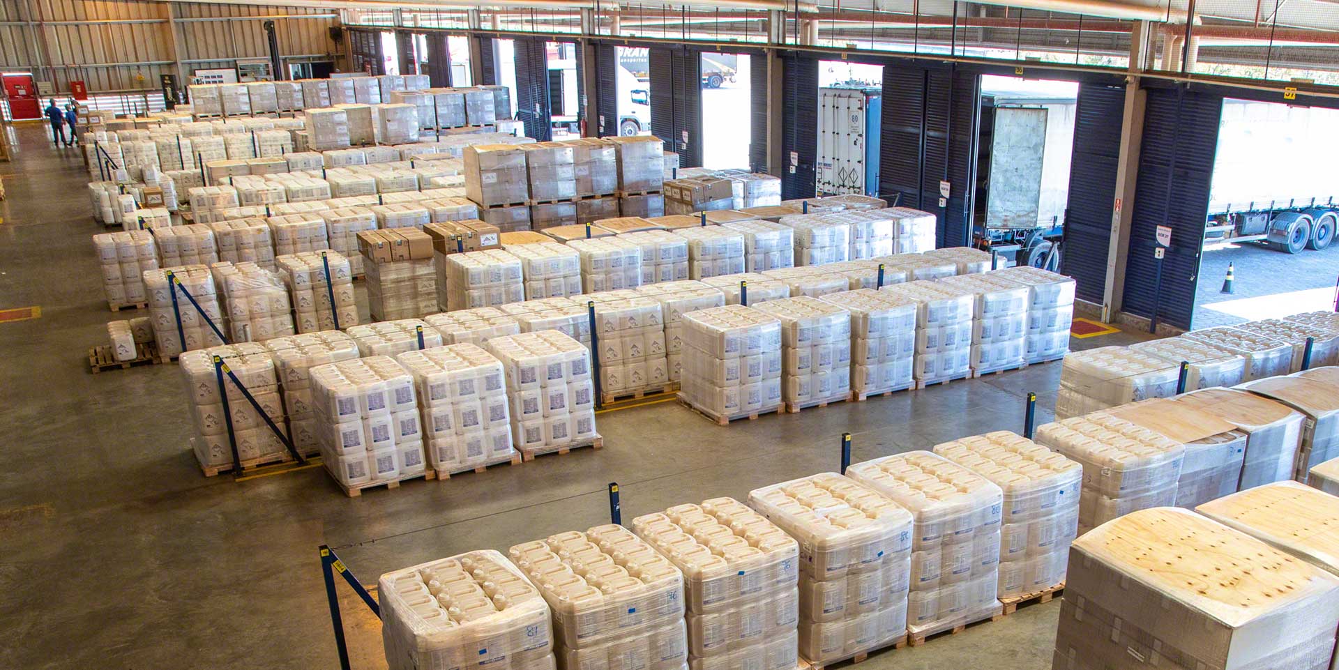 Optimal stock is the essential level of goods required to ensure maximum warehouse efficiency