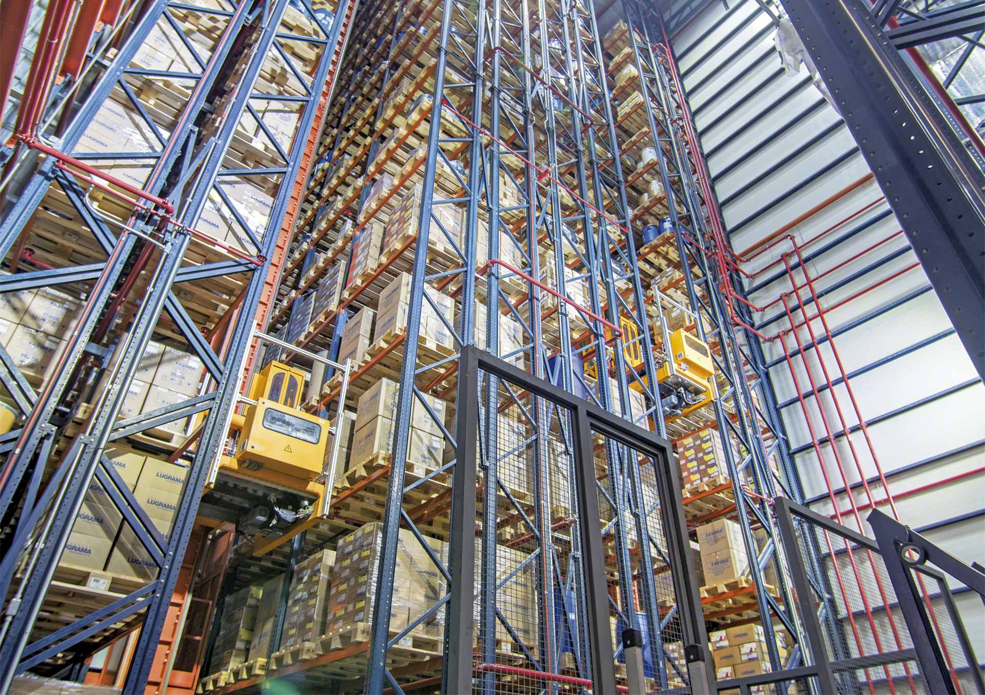 Stacker-crane-types-warehouse