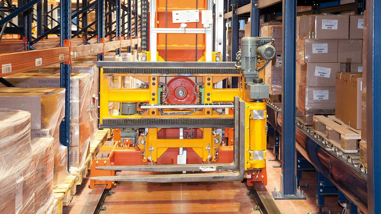 Mecalux garandeert de voortzetting van de logistieke activiteiten van Disalfarm