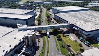 Automatisering van het transport van één miljoen pallets per jaar voor ALPLA in het Verenigd Koninkrijk