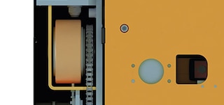 De 4-Way Pallet Shuttle heeft 4 wielen om door het gangpad te bewegen