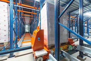 Het Automatische Pallet Shuttle-systeem is een zeer handige oplossing voor koelhuizen
