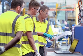 Mecalux biedt opleidingen aan zodat uw medewerkers onze systemen correct kunnen bedienen en onderhouden